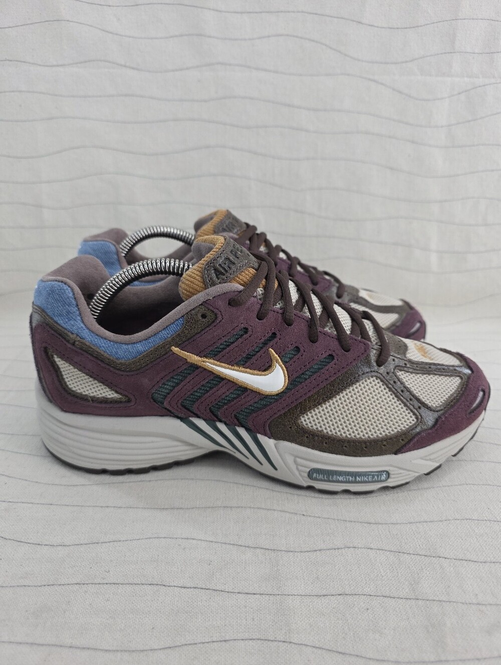 Nike Womens Air Pegasus 2005 Corduroy Denim Light Orewood Brown HQ3455-111 Sz 9